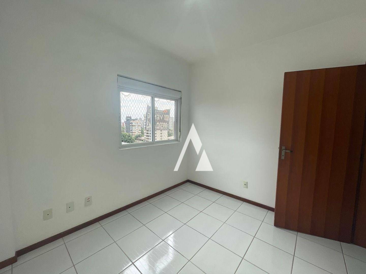 Apartamento à venda com 3 quartos, 93m² - Foto 3