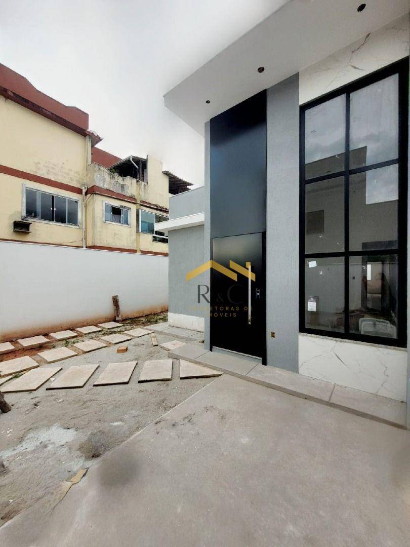 Casa à venda com 3 quartos, 71m² - Foto 4