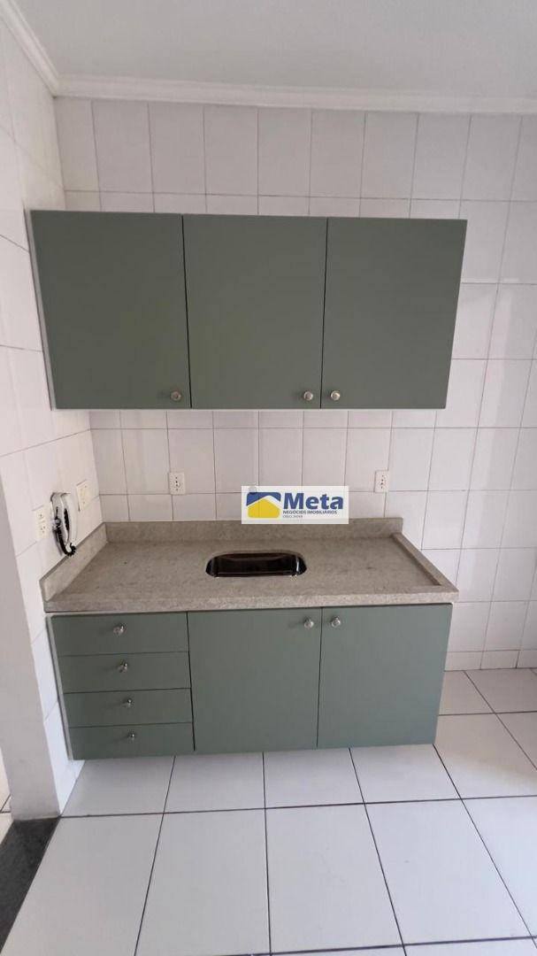 Apartamento à venda com 3 quartos, 94m² - Foto 4