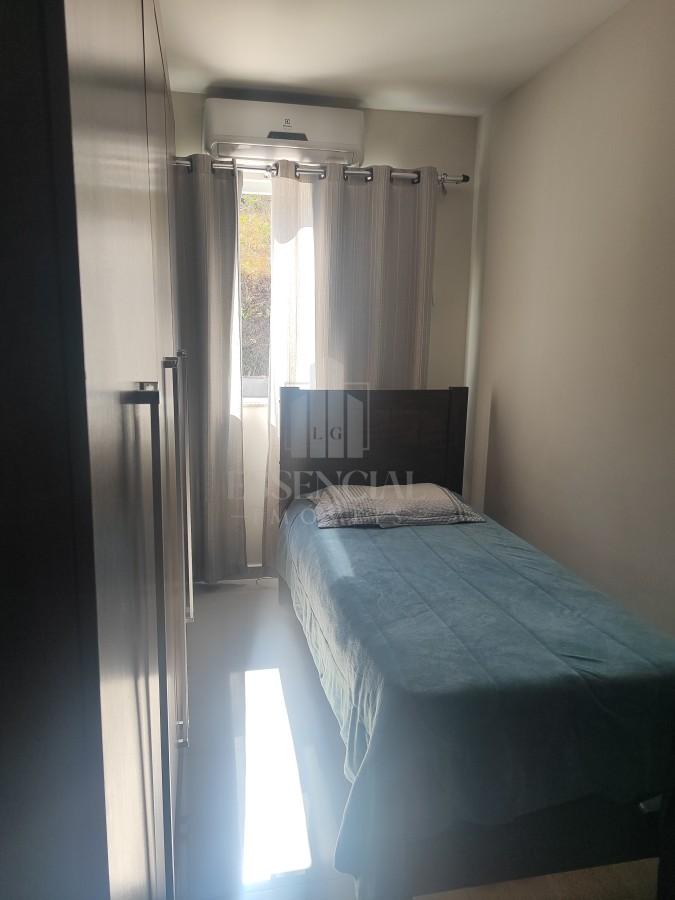 Casa à venda com 3 quartos, 220m² - Foto 18