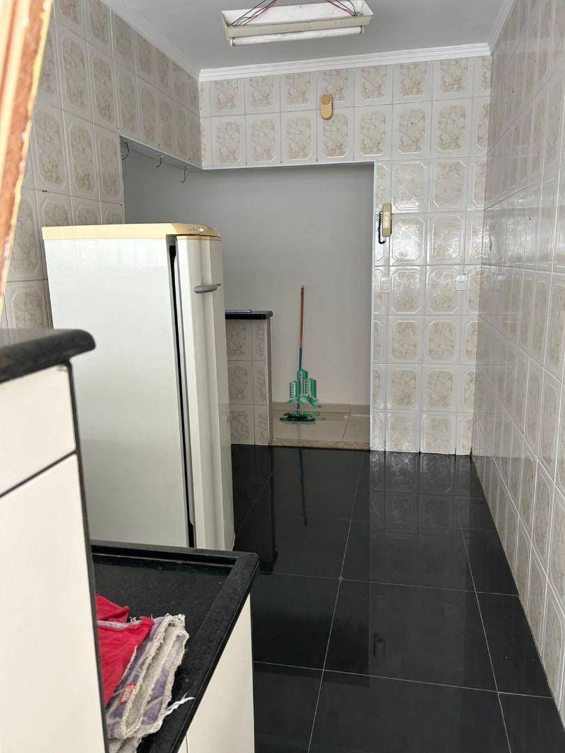 Apartamento à venda com 2 quartos, 65m² - Foto 5