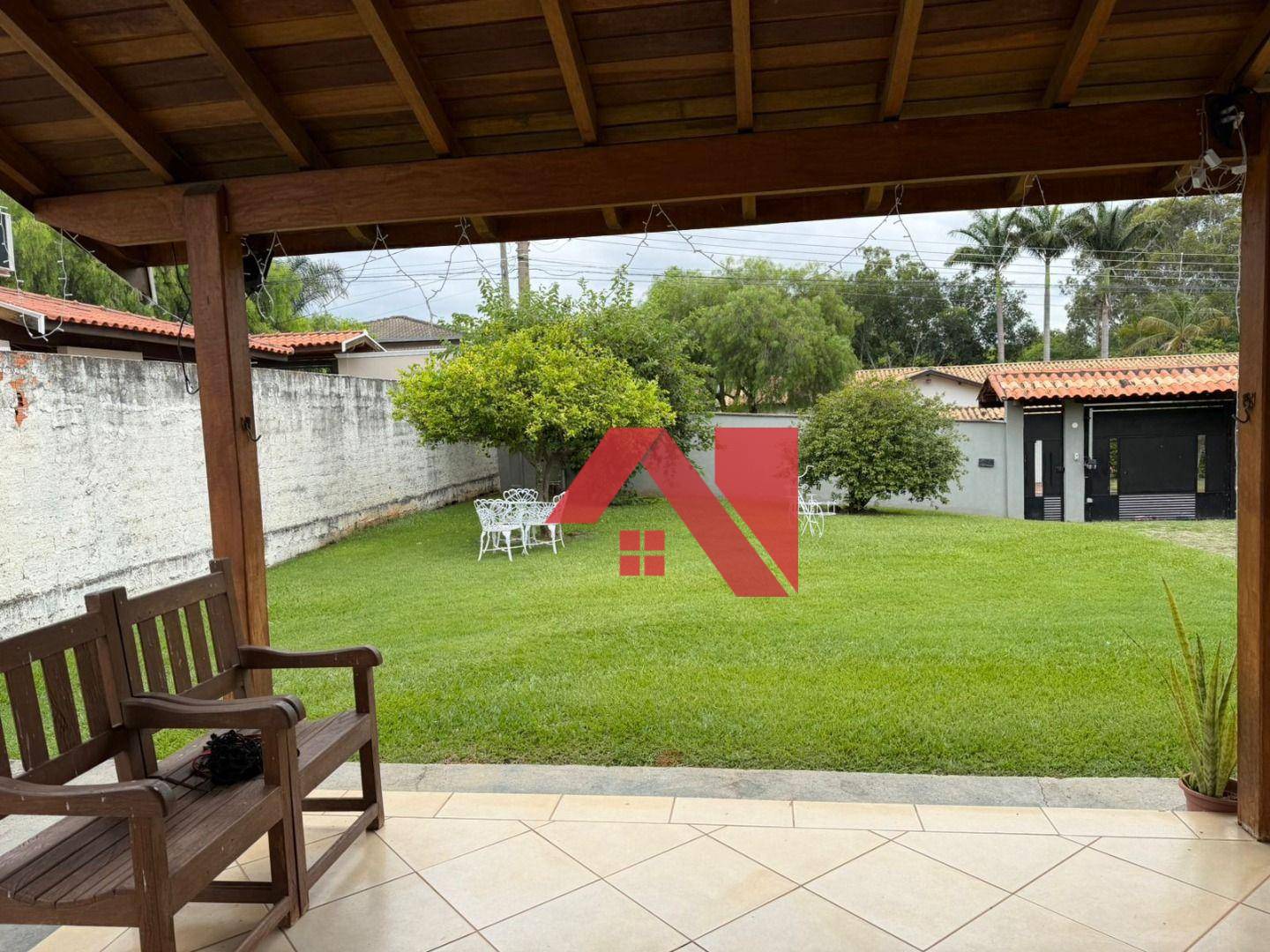 Chácara, 3 quartos, 1000 m² - Foto 1