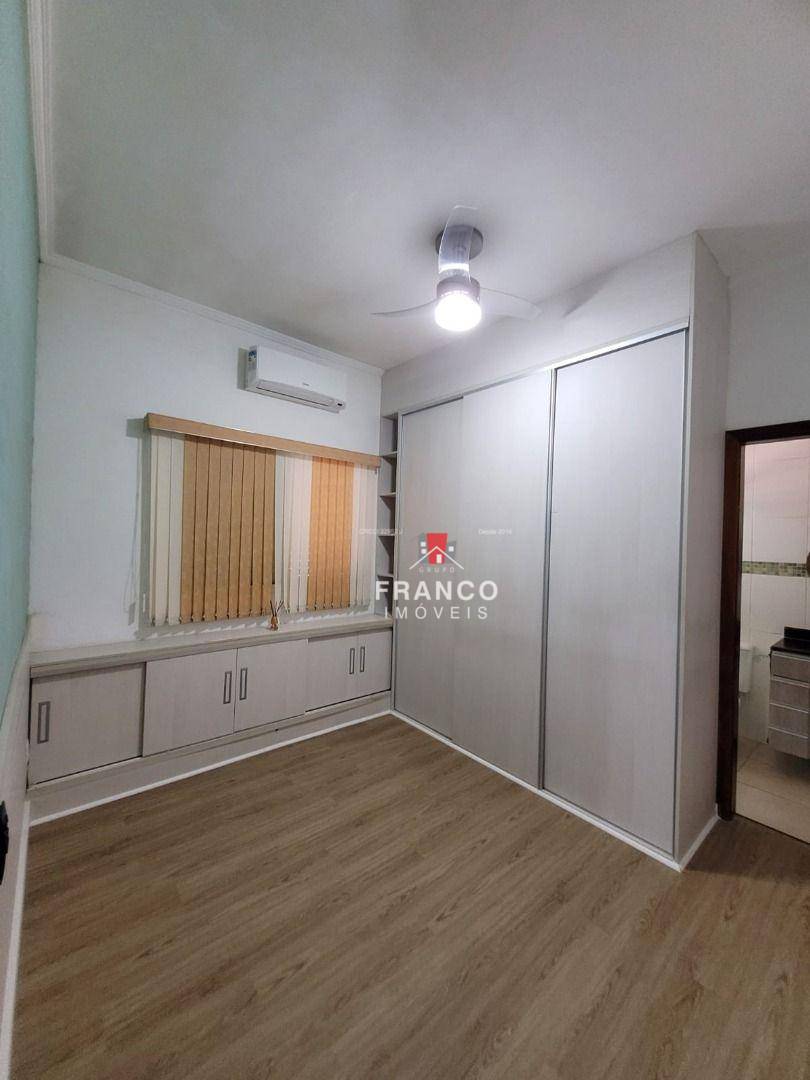 Casa à venda com 3 quartos, 120m² - Foto 13