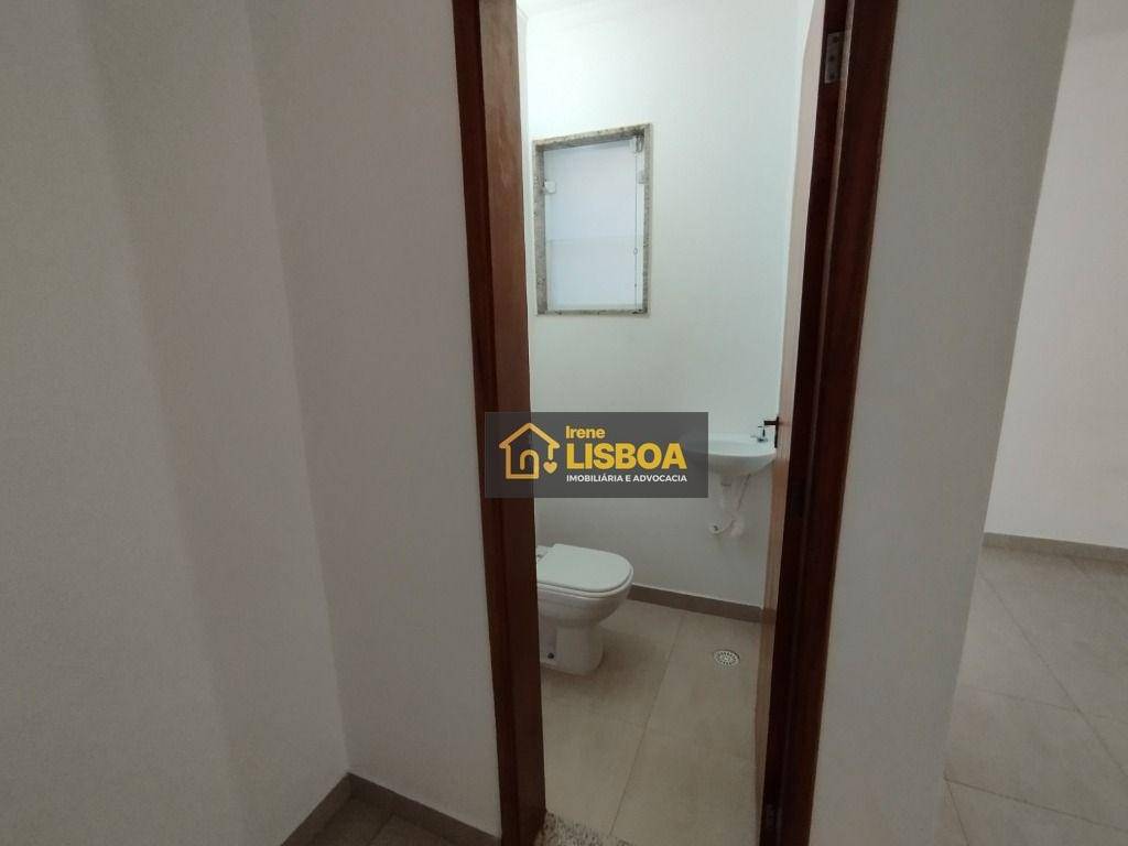 Sobrado à venda com 3 quartos, 200m² - Foto 13