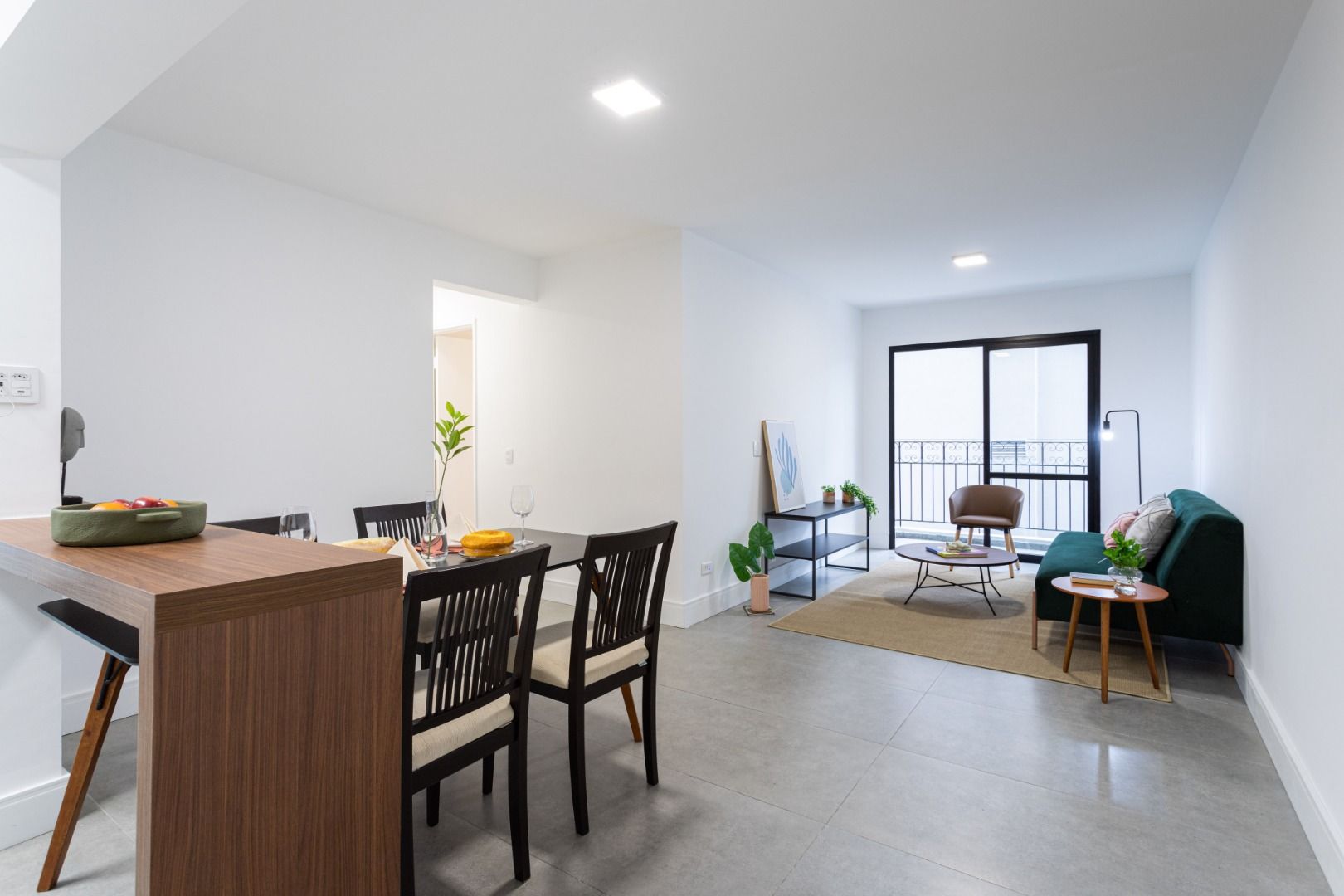 Apartamento à venda com 3 quartos, 76m² - Foto 1