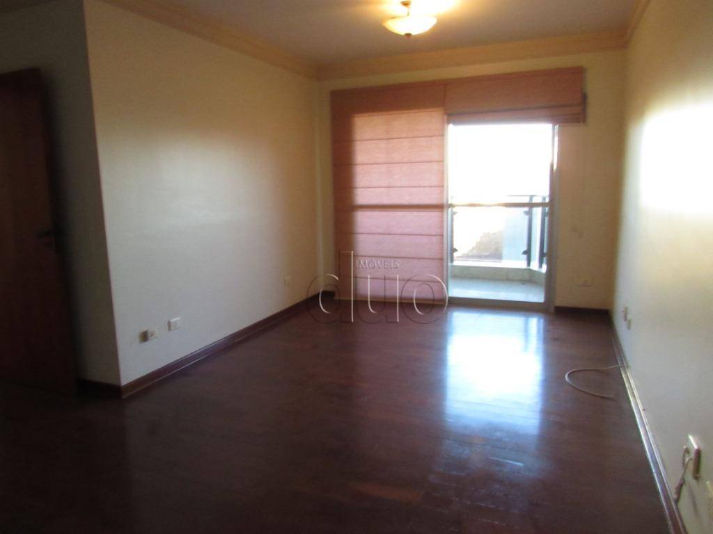 Apartamento à venda com 3 quartos, 127m² - Foto 3