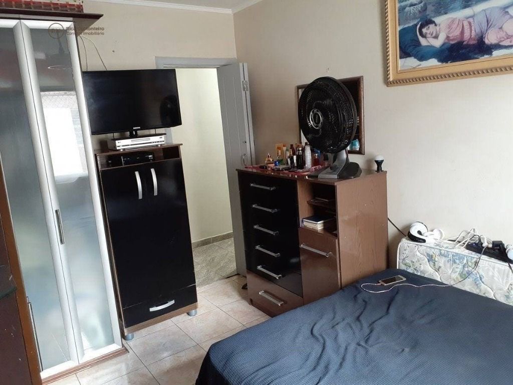 Apartamento à venda com 2 quartos, 62m² - Foto 11