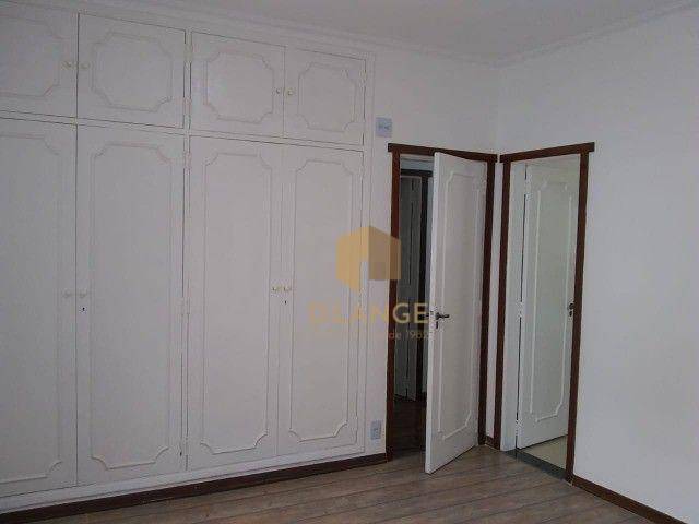 Casa à venda com 3 quartos, 220m² - Foto 14