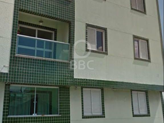 Apartamento à venda com 2 quartos, 68m² - Foto 2