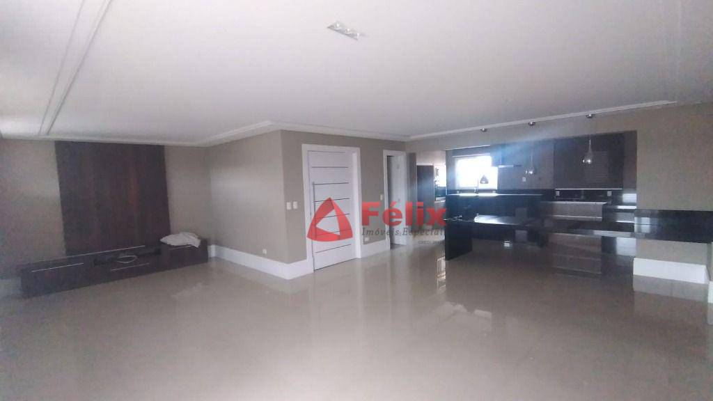 Apartamento à venda com 3 quartos, 162m² - Foto 4