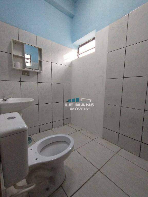 Casa à venda com 2 quartos, 170m² - Foto 8