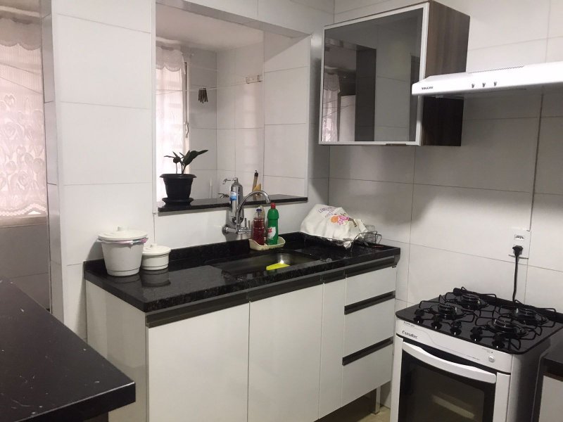 Apartamento à venda com 2 quartos, 900m² - Foto 2