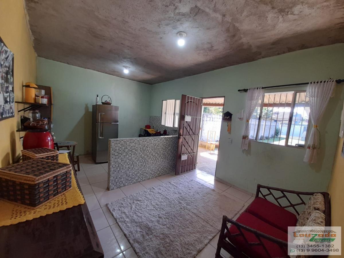 Casa à venda com 1 quarto, 300m² - Foto 6