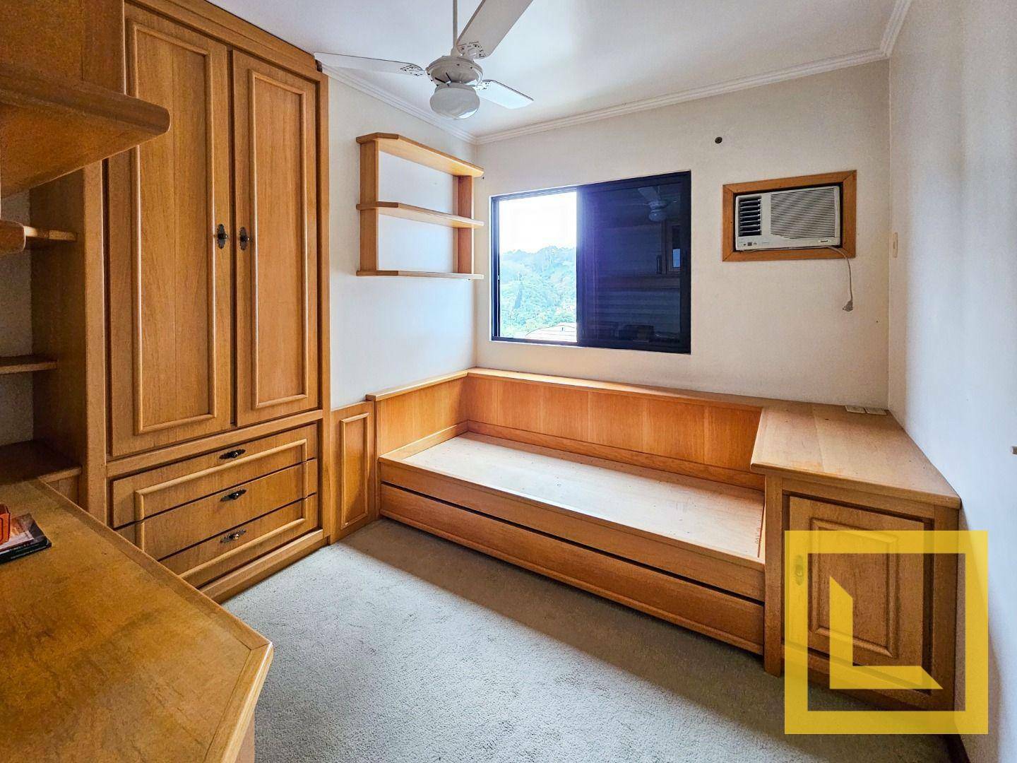 Apartamento à venda com 3 quartos, 135m² - Foto 18