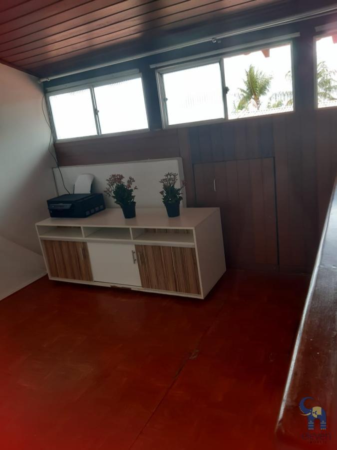 Casa à venda com 3 quartos, 107m² - Foto 17