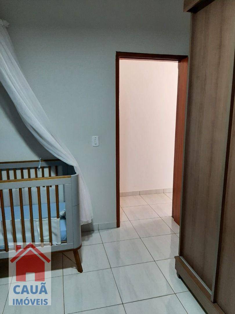 Casa à venda com 3 quartos, 170m² - Foto 3