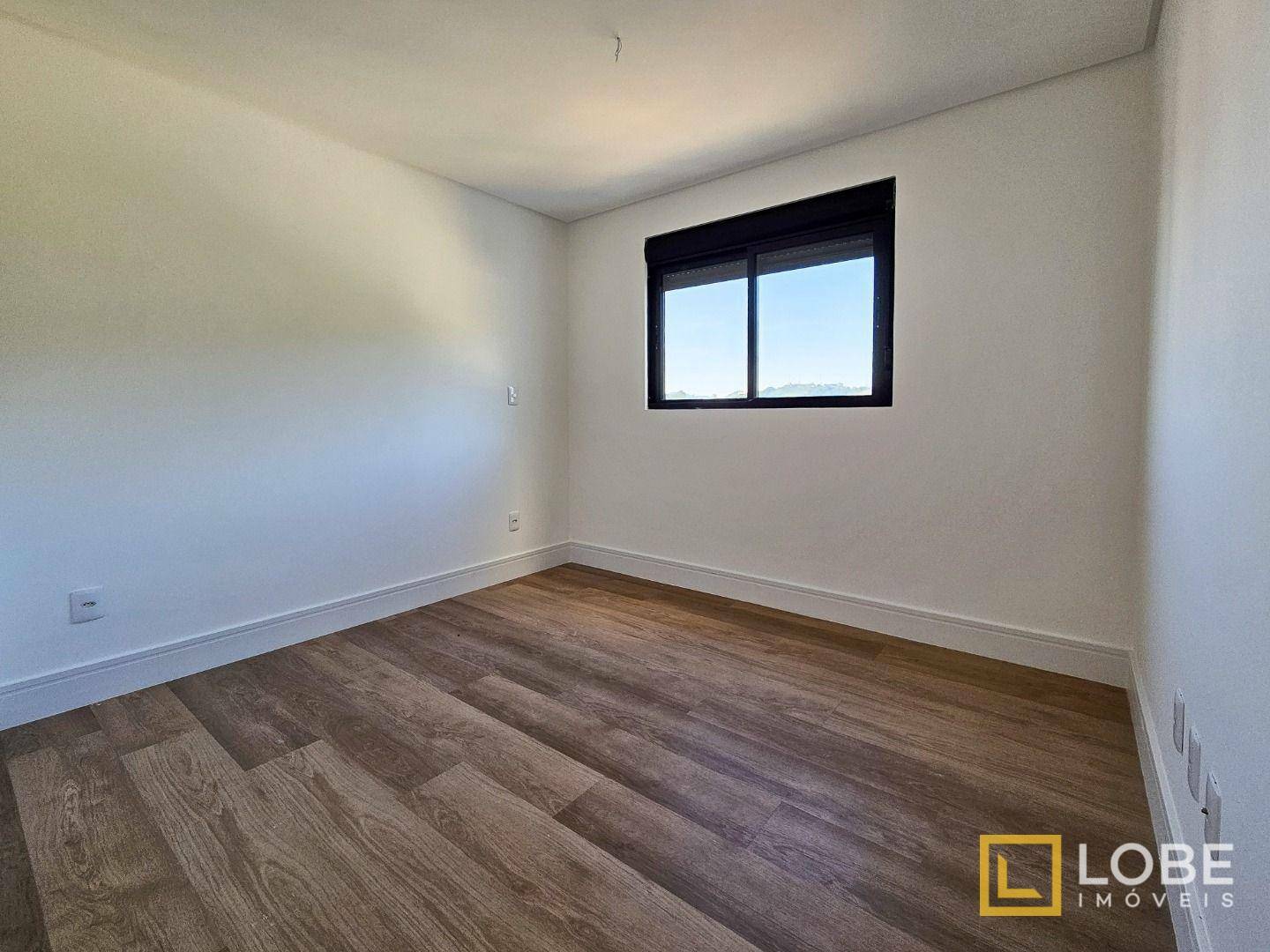 Apartamento à venda com 3 quartos, 139m² - Foto 19