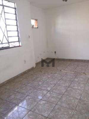 Casa à venda com 4 quartos, 240m² - Foto 26