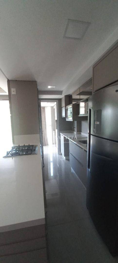 Apartamento para alugar com 2 quartos, 70m² - Foto 22