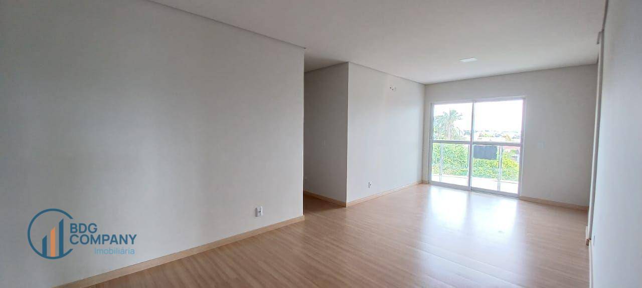 Apartamento para alugar com 2 quartos, 88m² - Foto 3