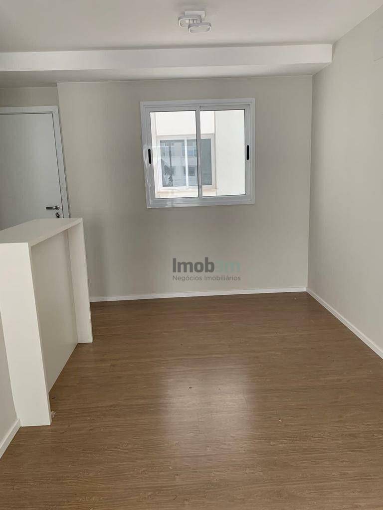 Apartamento para alugar com 3 quartos, 71m² - Foto 8