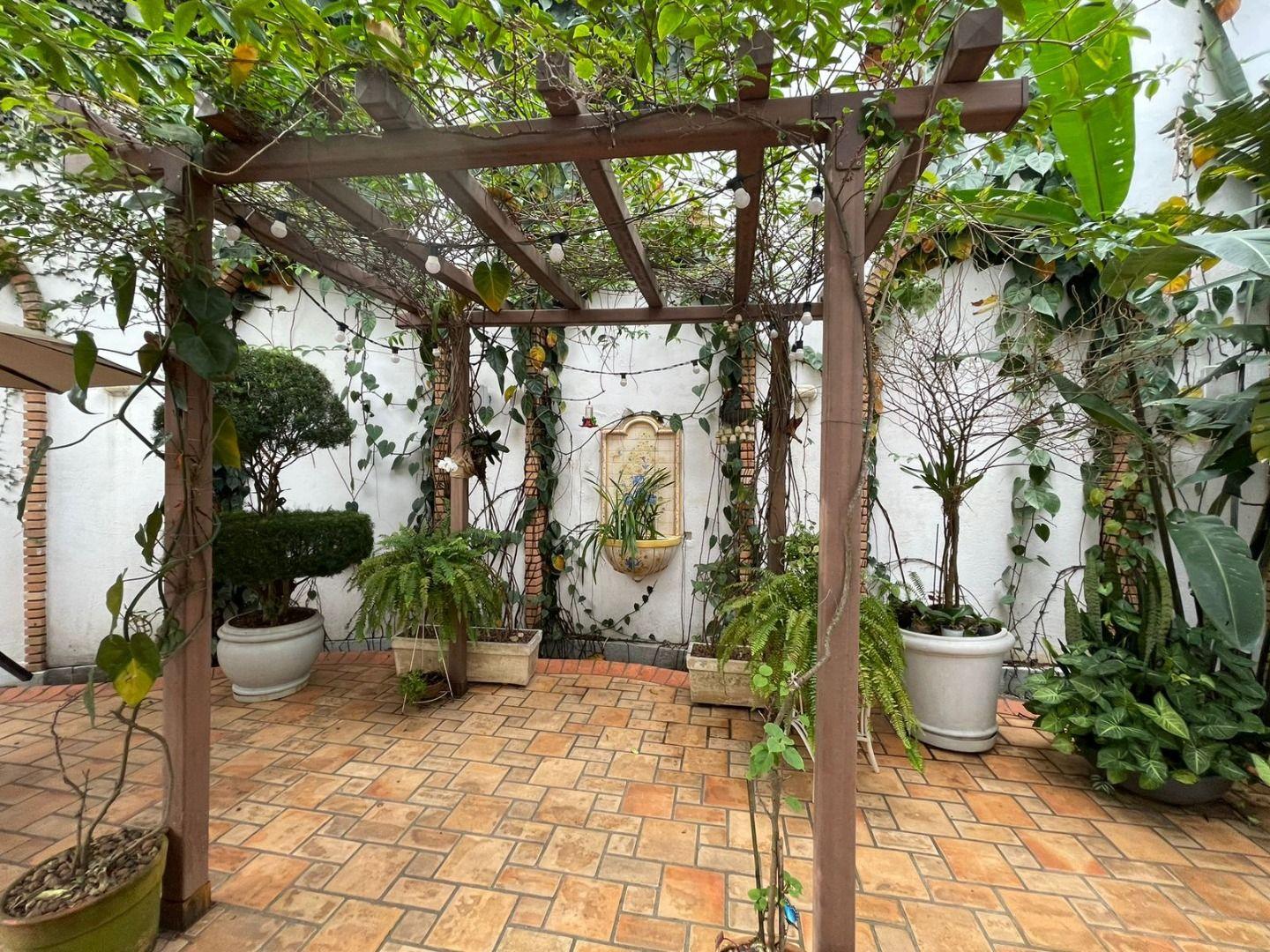 Casa para alugar com 6 quartos, 960m² - Foto 26