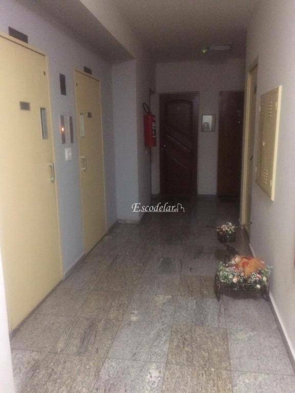 Apartamento à venda com 2 quartos, 60m² - Foto 18