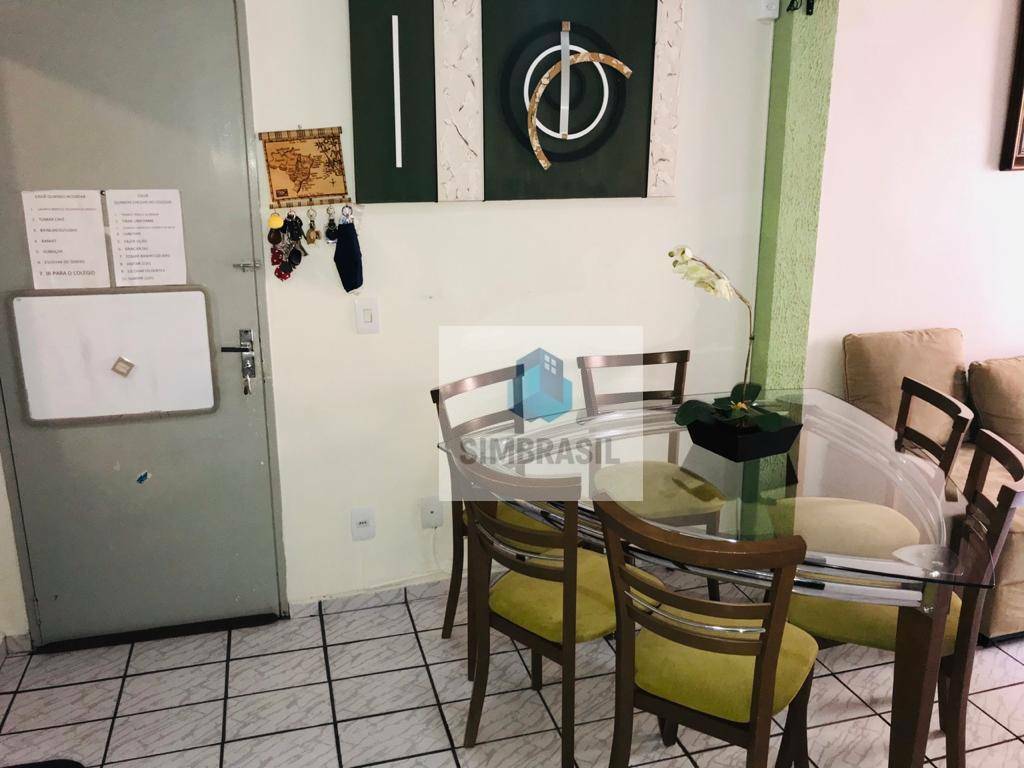 Apartamento à venda com 2 quartos, 80m² - Foto 2