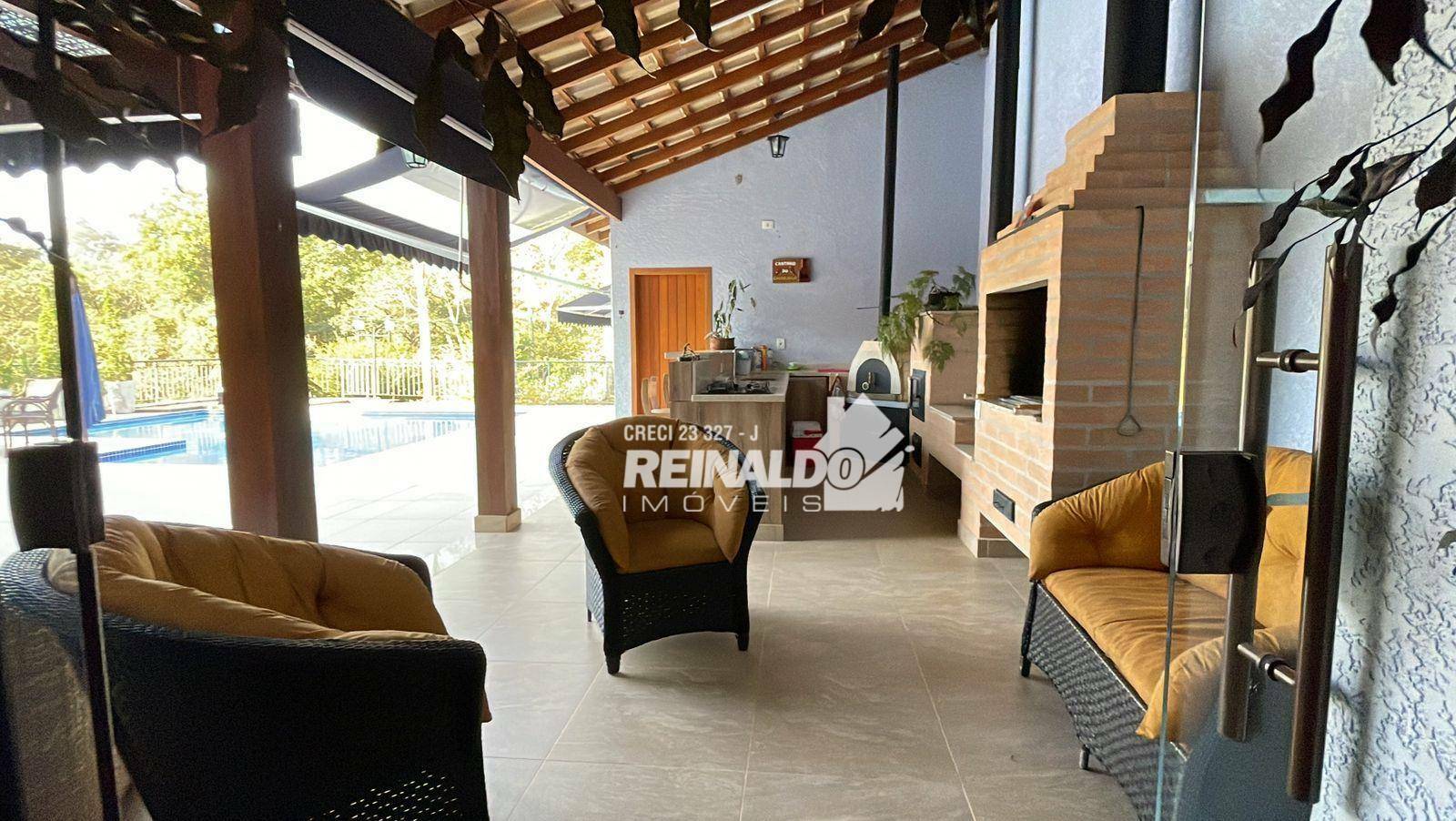 Casa de Condomínio à venda com 3 quartos, 360m² - Foto 19