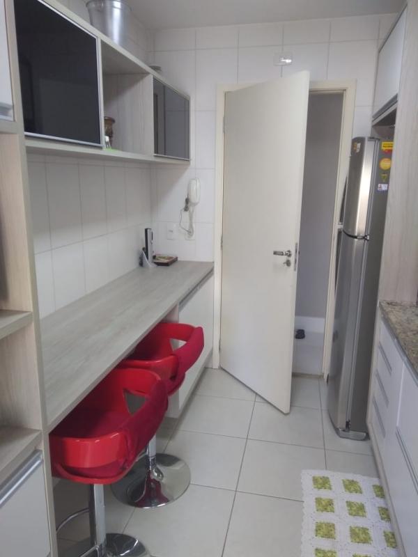 Apartamento à venda com 3 quartos, 83m² - Foto 4