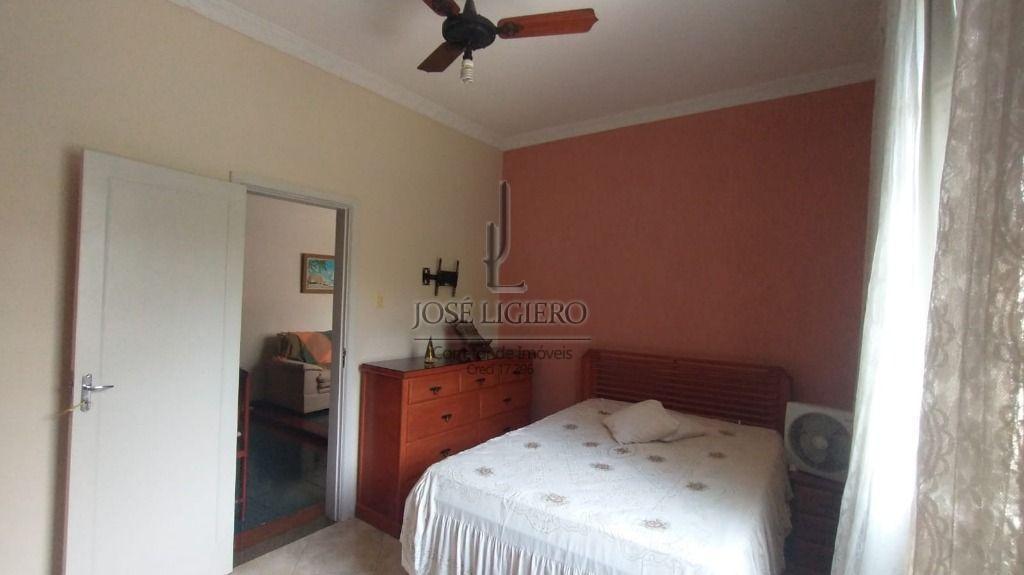 Apartamento à venda com 2 quartos, 65m² - Foto 11