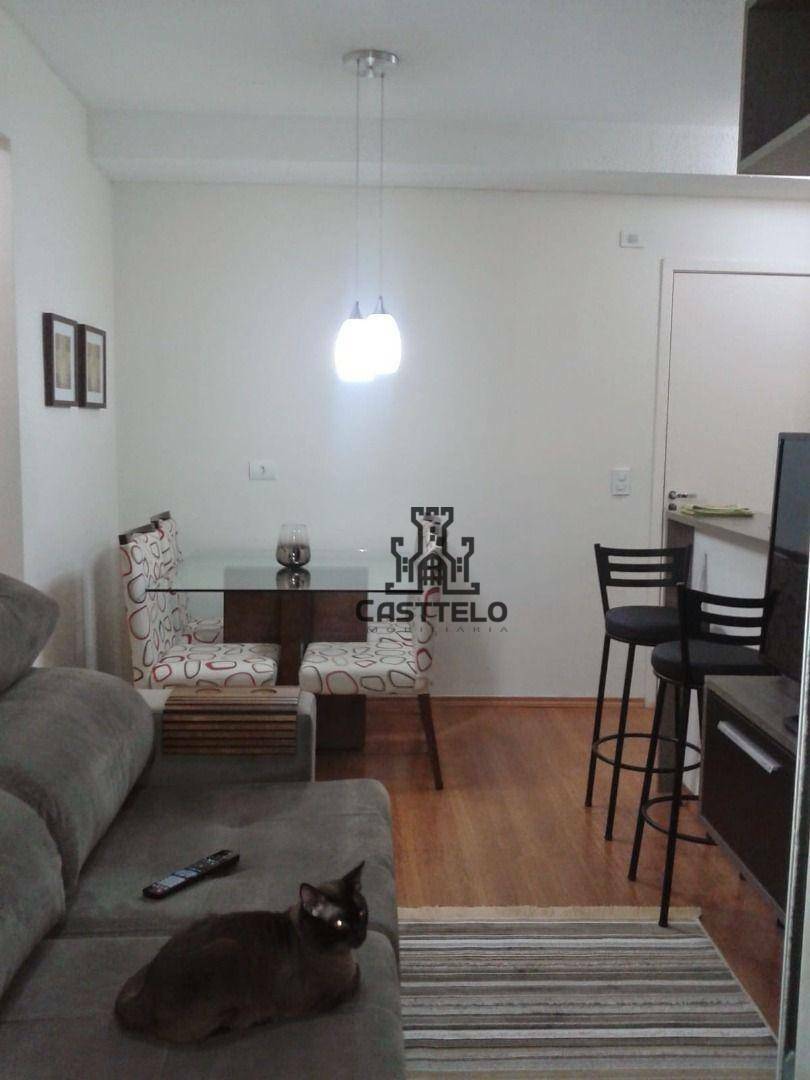 Apartamento à venda com 2 quartos, 65m² - Foto 4