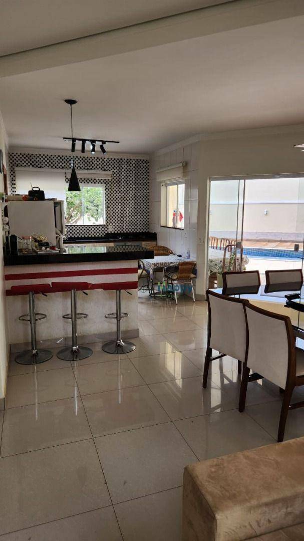 Casa de Condomínio à venda com 3 quartos, 238m² - Foto 17