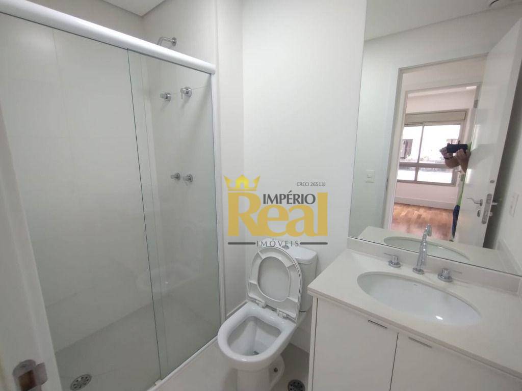 Apartamento para alugar com 2 quartos, 70m² - Foto 8