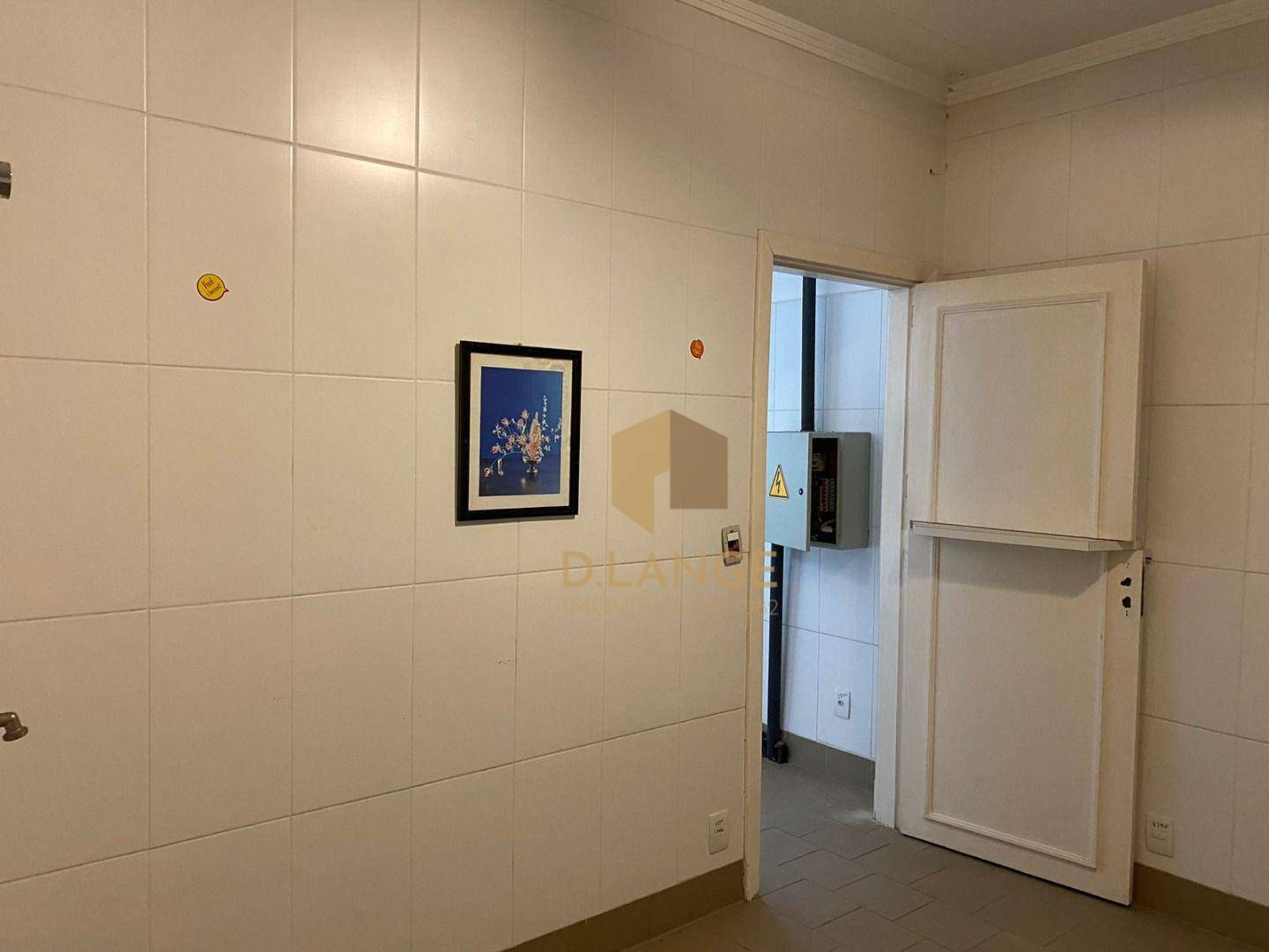 Casa para alugar com 5 quartos, 346m² - Foto 16