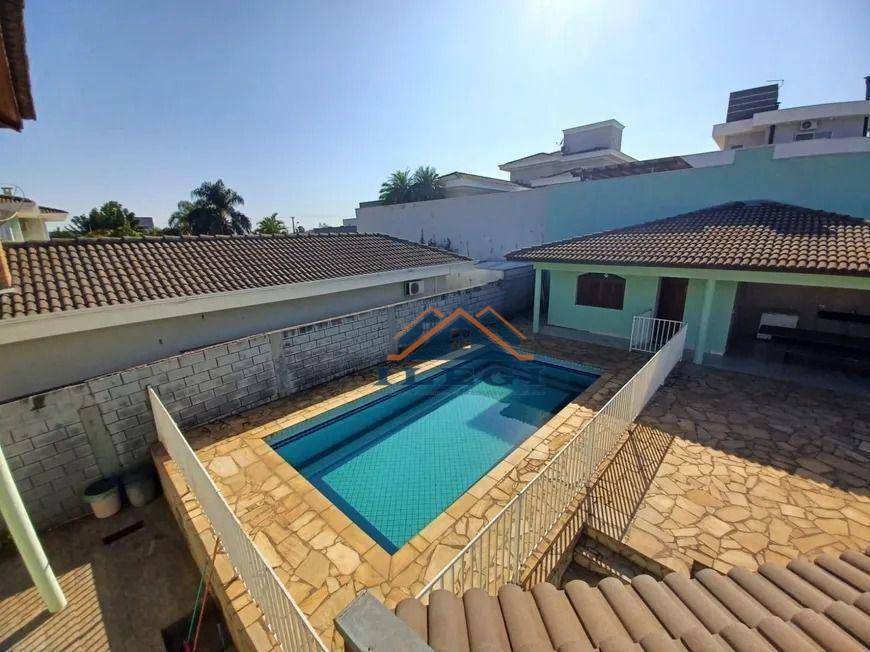 Casa de Condomínio à venda com 5 quartos, 336m² - Foto 2