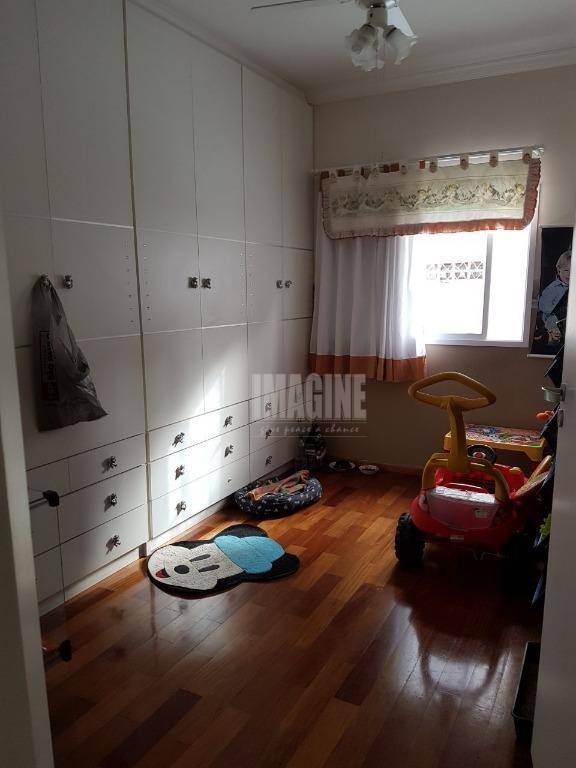 Sobrado à venda com 4 quartos, 216m² - Foto 14