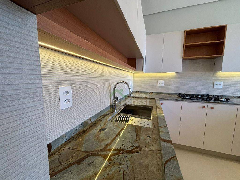 Apartamento, 3 quartos, 178 m² - Foto 2