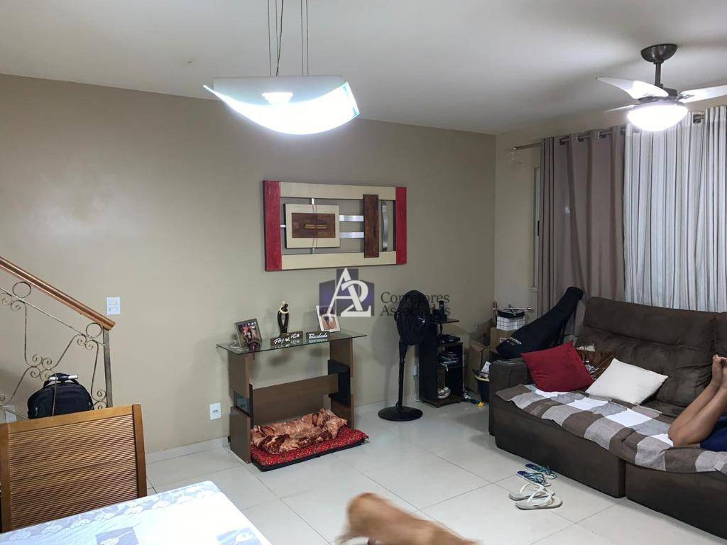 Casa à venda com 3 quartos, 110m² - Foto 5