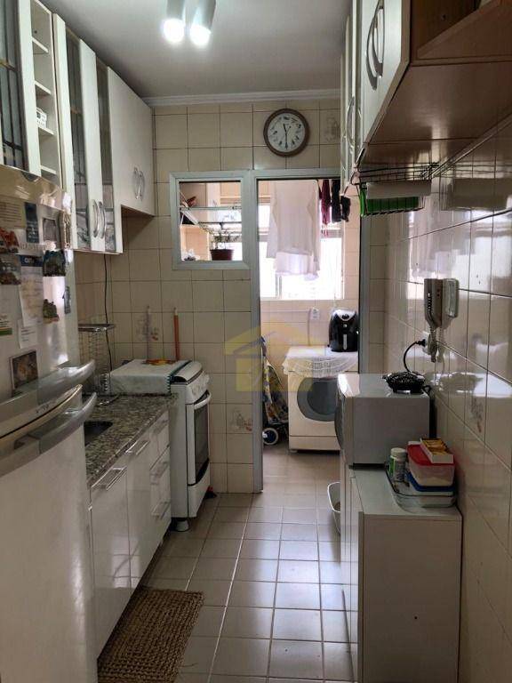 Apartamento à venda com 2 quartos, 55m² - Foto 6