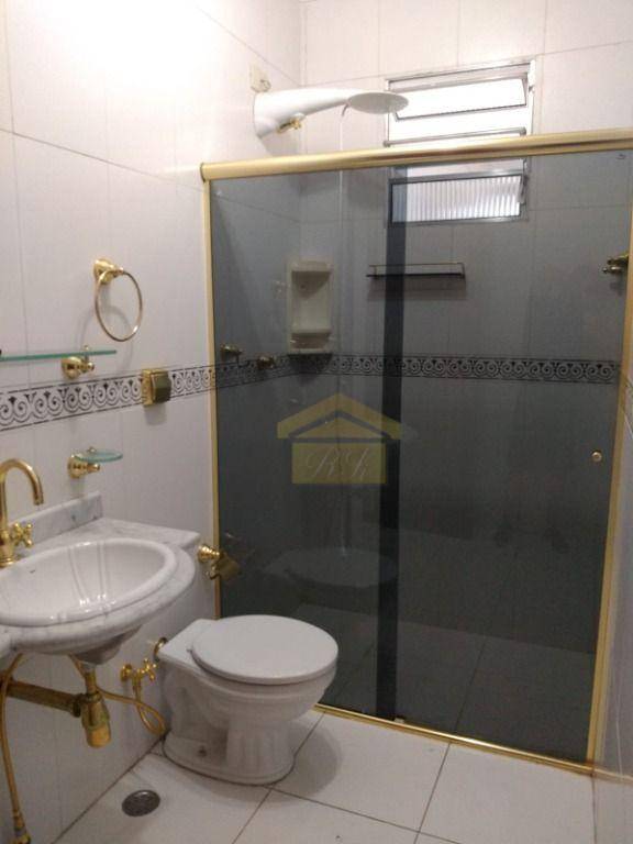 Sobrado à venda com 3 quartos, 202m² - Foto 12