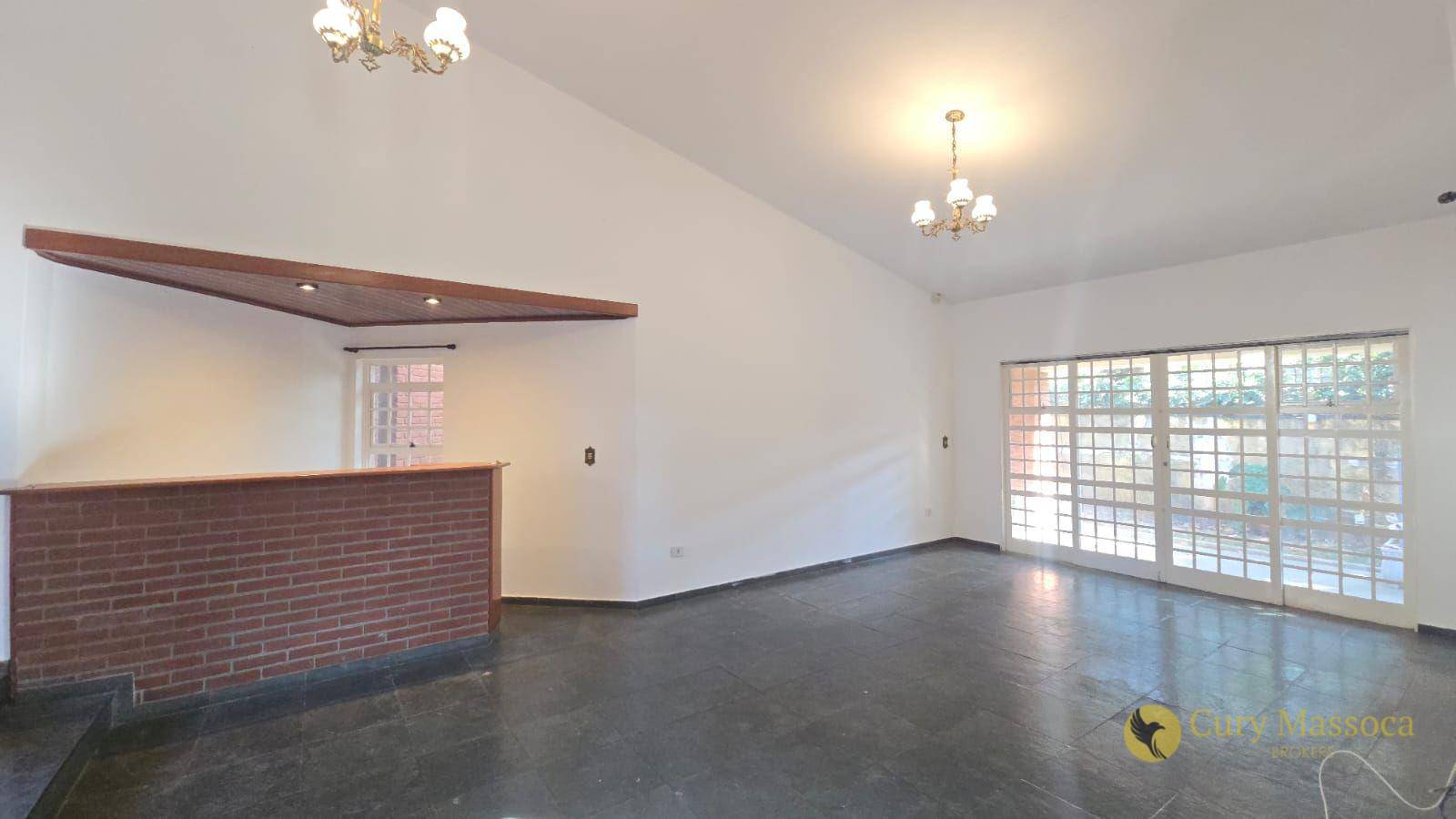 Casa à venda e aluguel com 3 quartos, 386m² - Foto 7