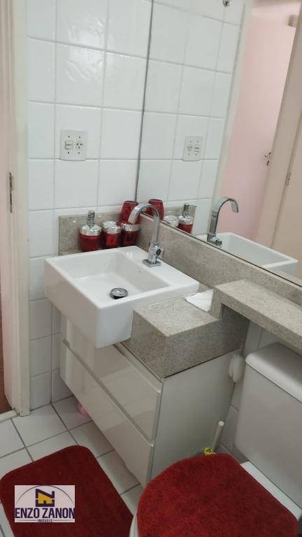 Apartamento à venda com 2 quartos, 64m² - Foto 9