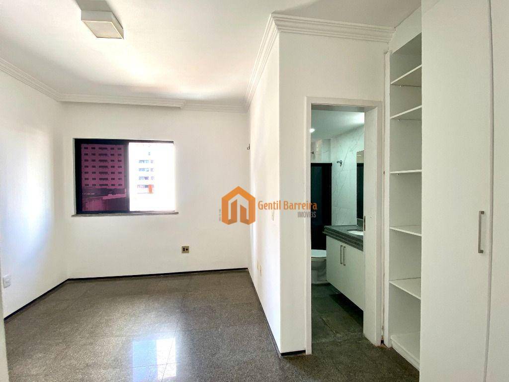 Apartamento à venda com 3 quartos, 215m² - Foto 13