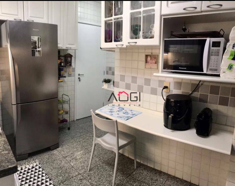 Apartamento à venda com 3 quartos, 94m² - Foto 20