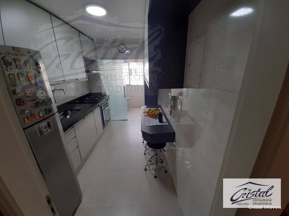 Apartamento à venda com 2 quartos, 68m² - Foto 18