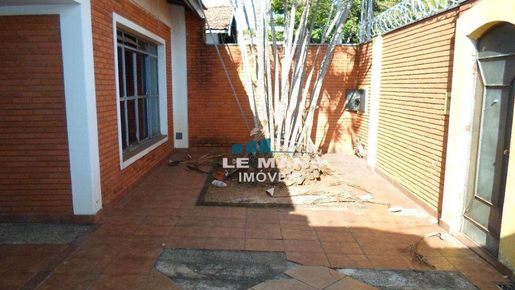 Casa à venda com 3 quartos, 180m² - Foto 3