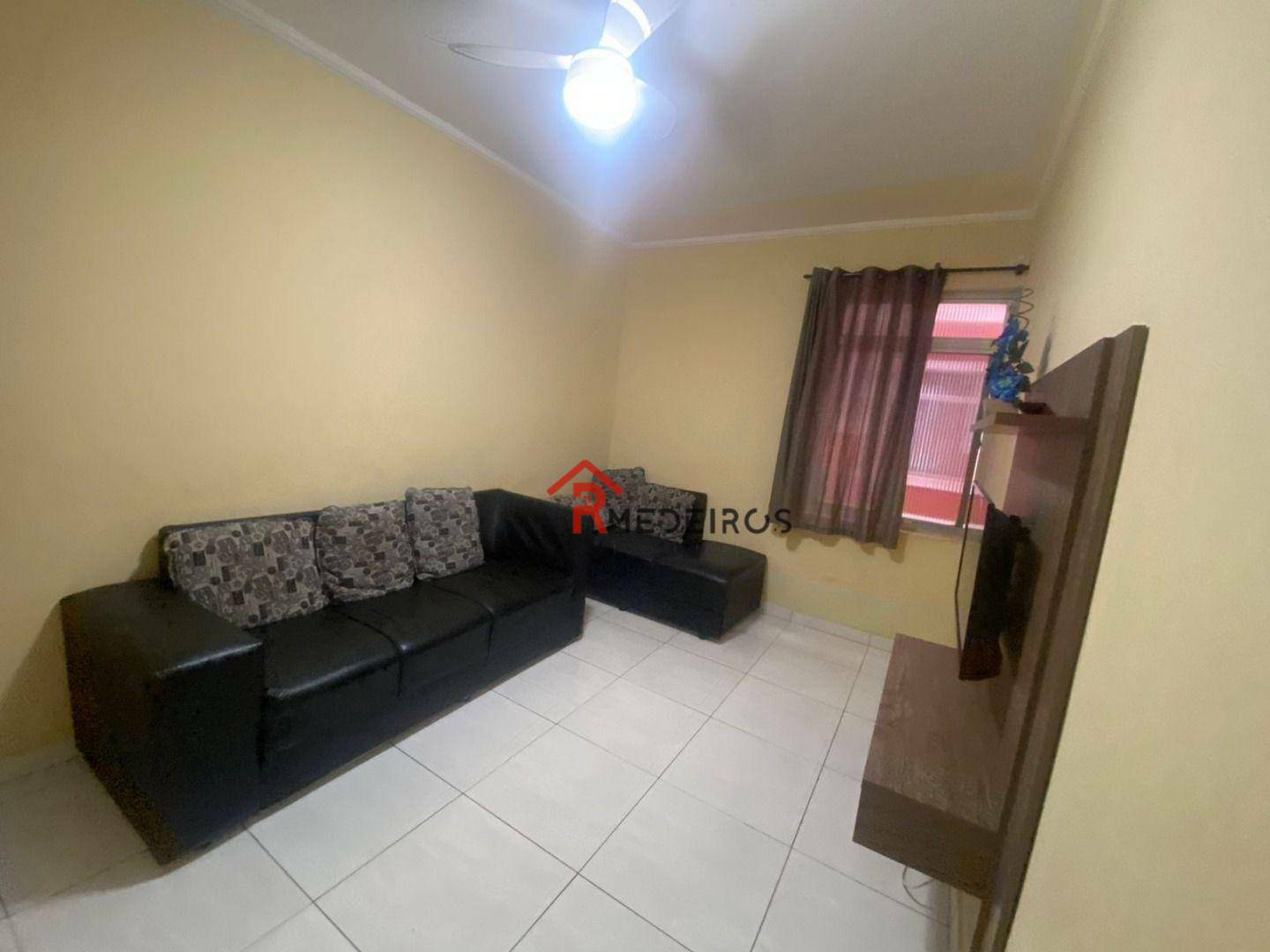 Apartamento à venda com 1 quarto, 50m² - Foto 2