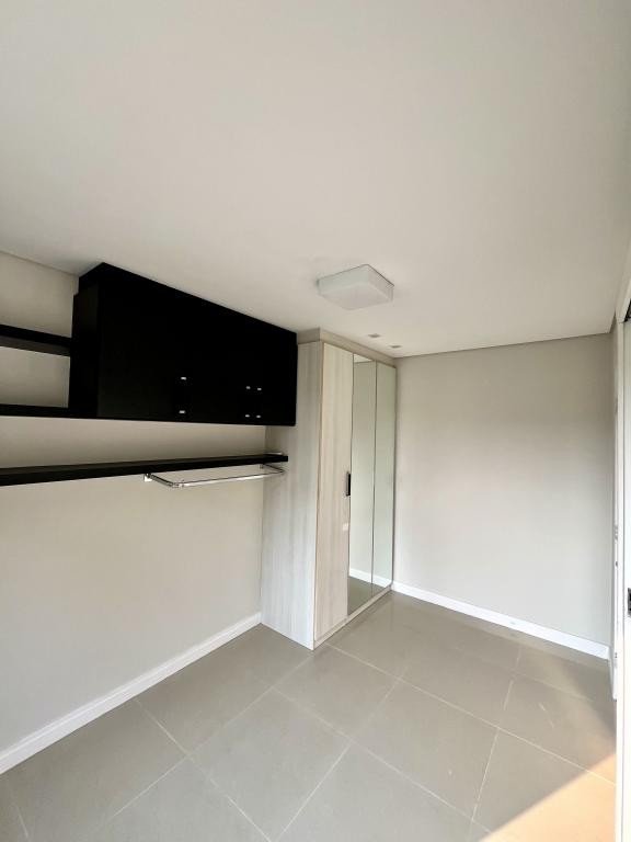 Apartamento à venda com 3 quartos, 108m² - Foto 9