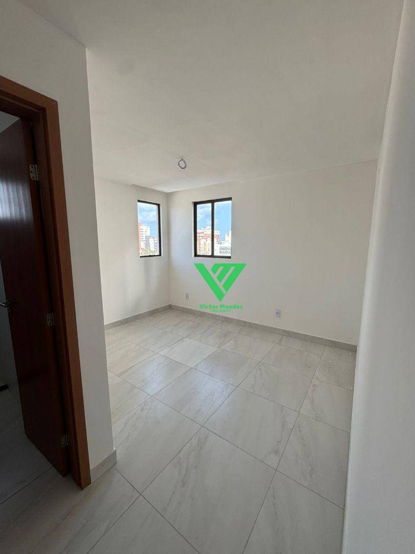 Apartamento à venda com 2 quartos, 56m² - Foto 11